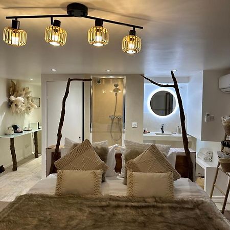 Appartement Jacuzzi Prive Avignone Esterno foto