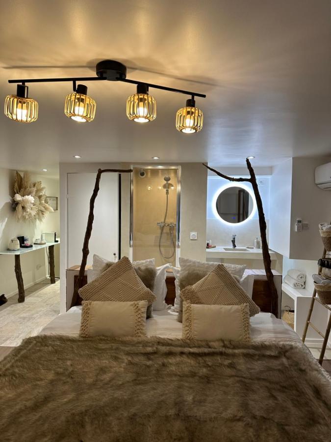 Appartement Jacuzzi Prive Avignone Esterno foto
